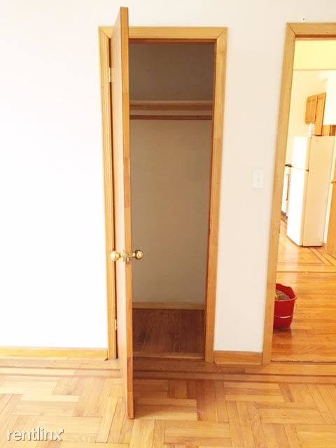 Foto del edificio - 327 99th St