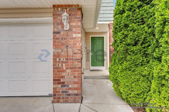 Foto del edificio - 13926 NE 7th Ct
