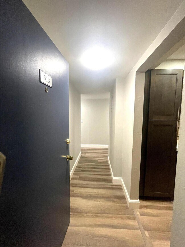 Foto del edificio - 1527 S Flagler Dr