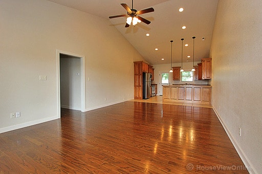 Building Photo - 324 Whetstone Way