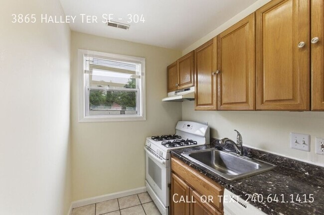 Foto del edificio - 3865 Halley Terrace SE