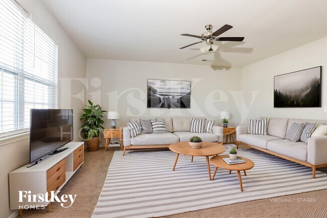 Foto del edificio - 109 Longleaf Dr