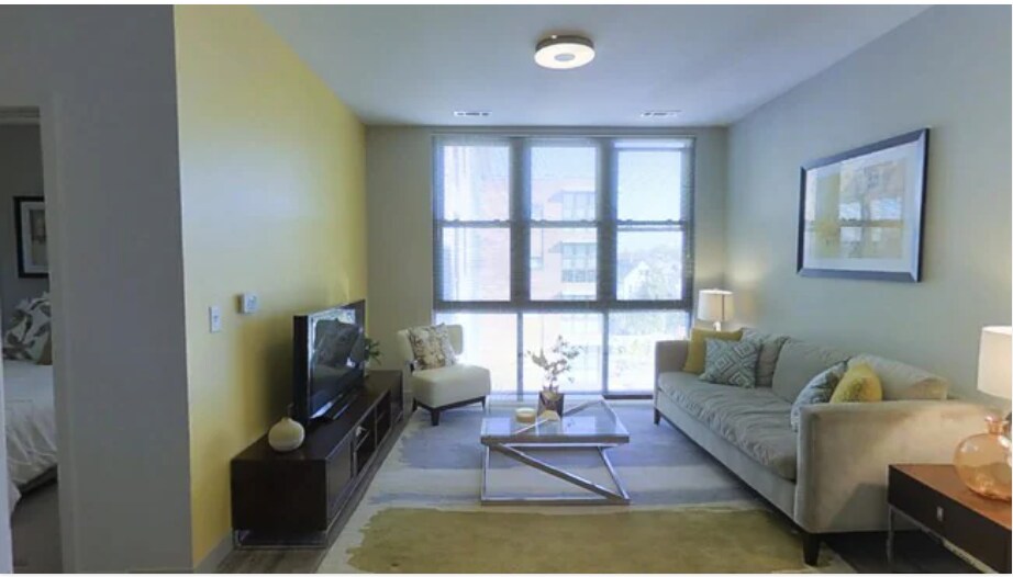 Foto del edificio - 75 Brainerd Rd