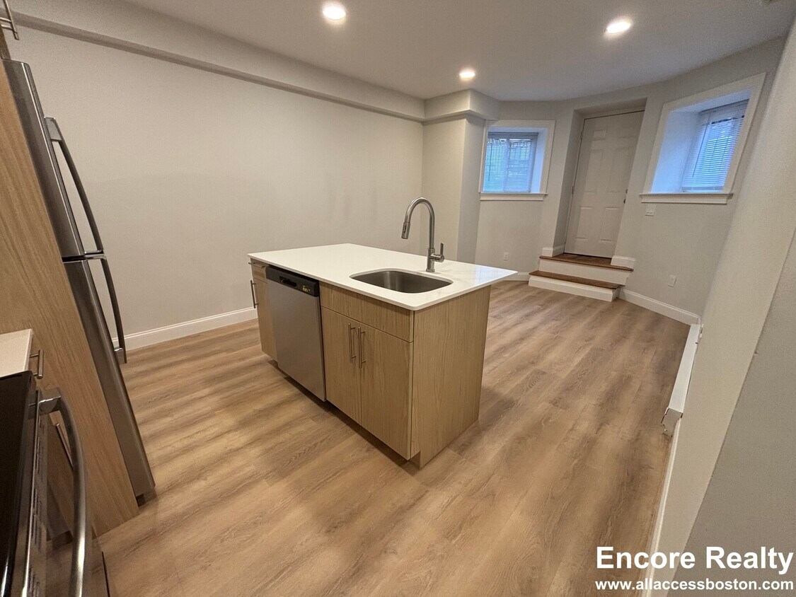 Foto principal - 529 Beacon St