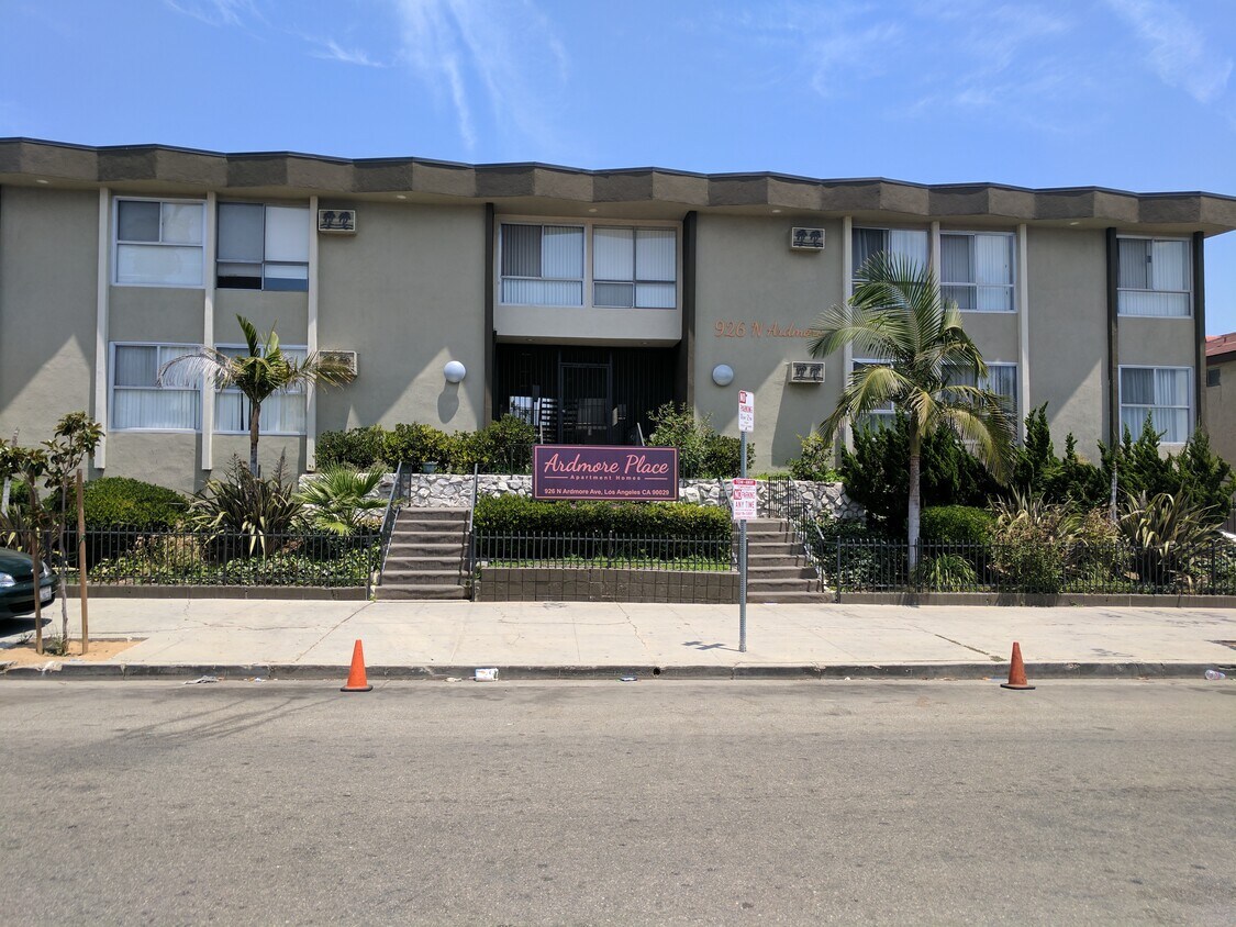 926 N Ardmore Ave, Los Angeles, CA 90029 Apartments in Los Angeles