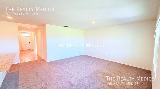 Foto del edificio - 914 Princess Sabal Pt