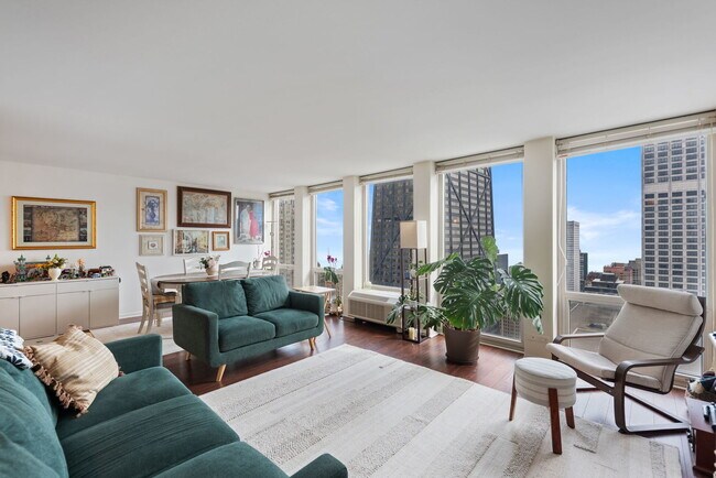 Foto del edificio - 111 E Chestnut St