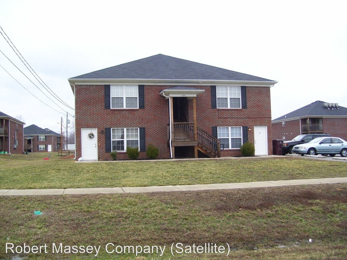 Primary Photo - 103 Braxton Ct