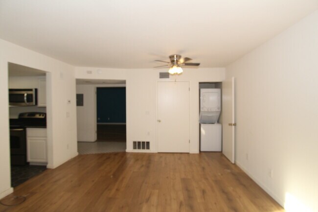 Foto del edificio - 5176 Makati Cir