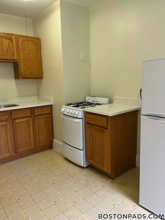 Foto del edificio - 349 Pleasant St