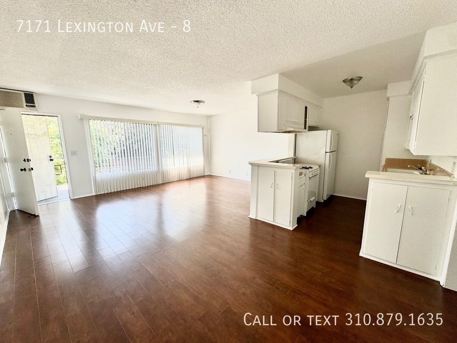 Primary Photo - 7171 Lexington Ave