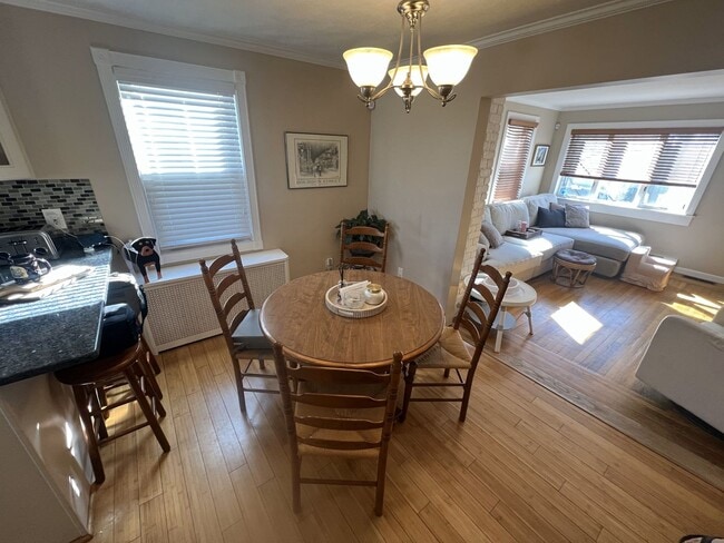 Photo - 19 Joy St Apartment