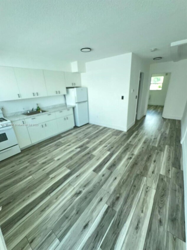 Foto principal - 524 Washington Ave