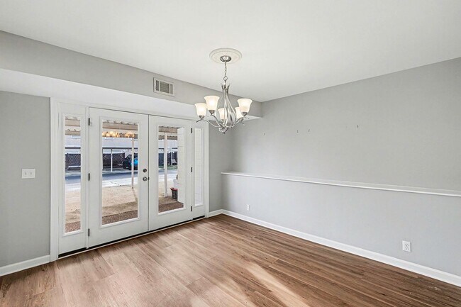 Foto del edificio - Beautifully Renovated 3bed 2bath home!