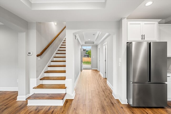 Photo - 9846 Foot Path Ln House