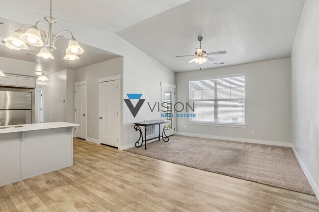 Foto del edificio - 627 N Sun Peak Dr