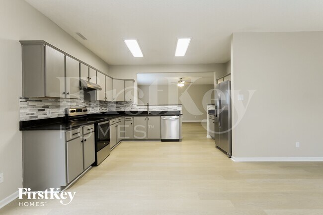 Foto del edificio - 6628 Westland Dr