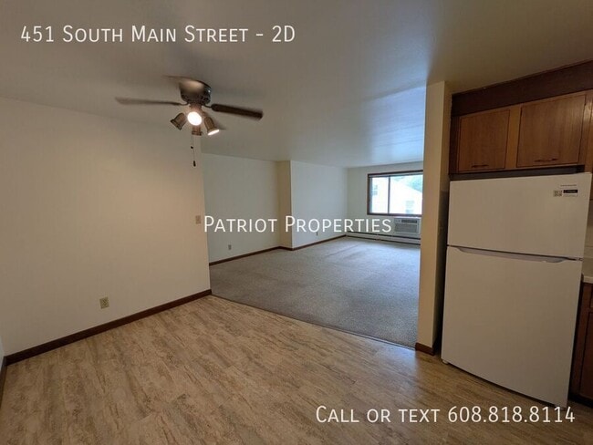 Building Photo - 451 S Main St