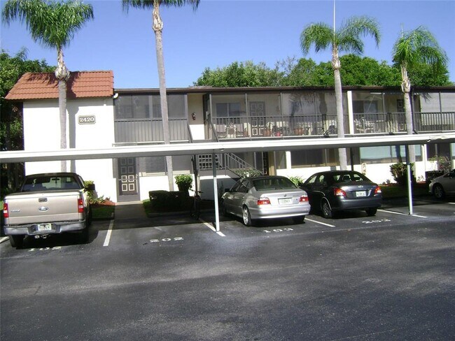 Foto del edificio - 2420 Winding Creek Blvd
