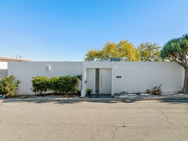 Building Photo - 3632 Beverly Ridge Dr