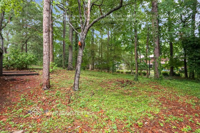 Foto del edificio - 799 Lost Creek Cir