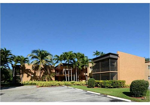 Foto principal - 8901 N New River Canal Rd