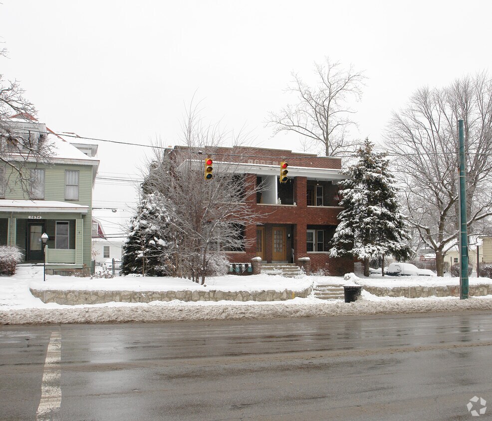Primary Photo - 2624-2626 W Broad St