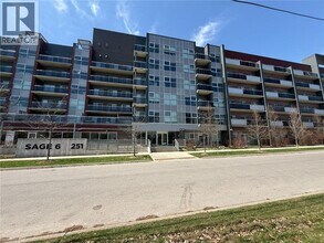 Building Photo - 251 Hemlock St