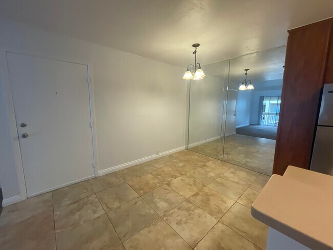 Foto del edificio - 4600 Lamont St