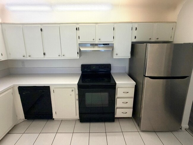 Foto del edificio - 14850 Naranja Lakes Blvd