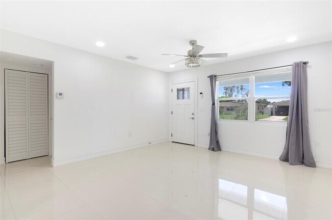 Foto del edificio - 3725 31st Ave N