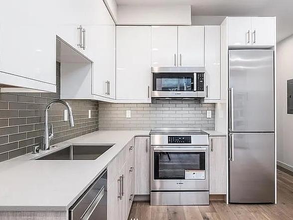 Foto del edificio - 4102 37th Ave S