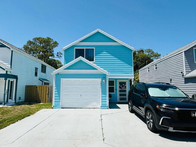 Building Photo - 5831 Thisledown Ct
