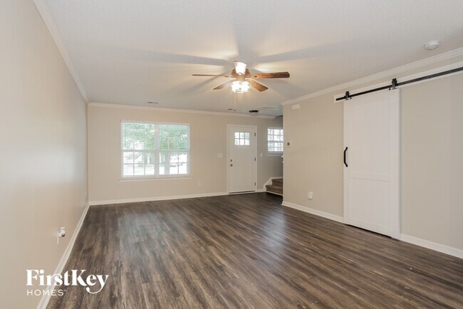 Building Photo - 7803 Rabbits Foot Ln