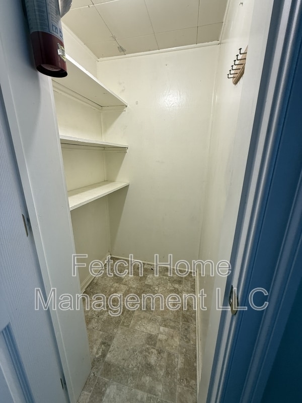 Foto del edificio - 243 Old Leacock Rd