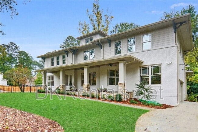 Building Photo - 2272 Abby Ln NE