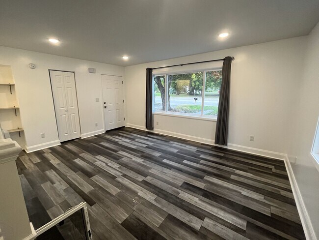 Living Room - 830 Larpenteur Ave W