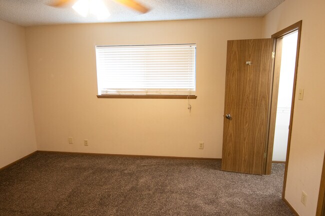 Foto del edificio - 5104 Westmore Ave