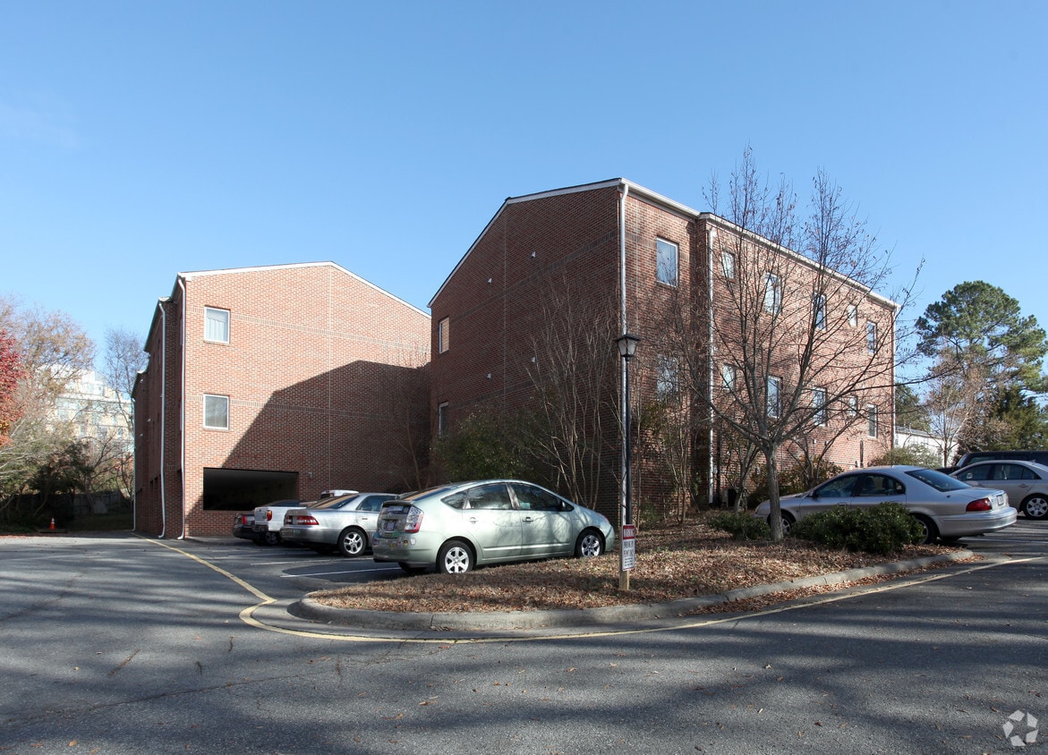 Building Photo - Brewer Lane Apartments