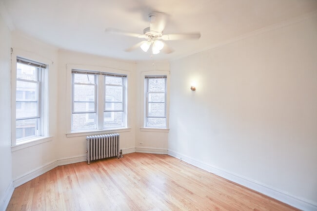 Foto del edificio - 2113 N Mozart St