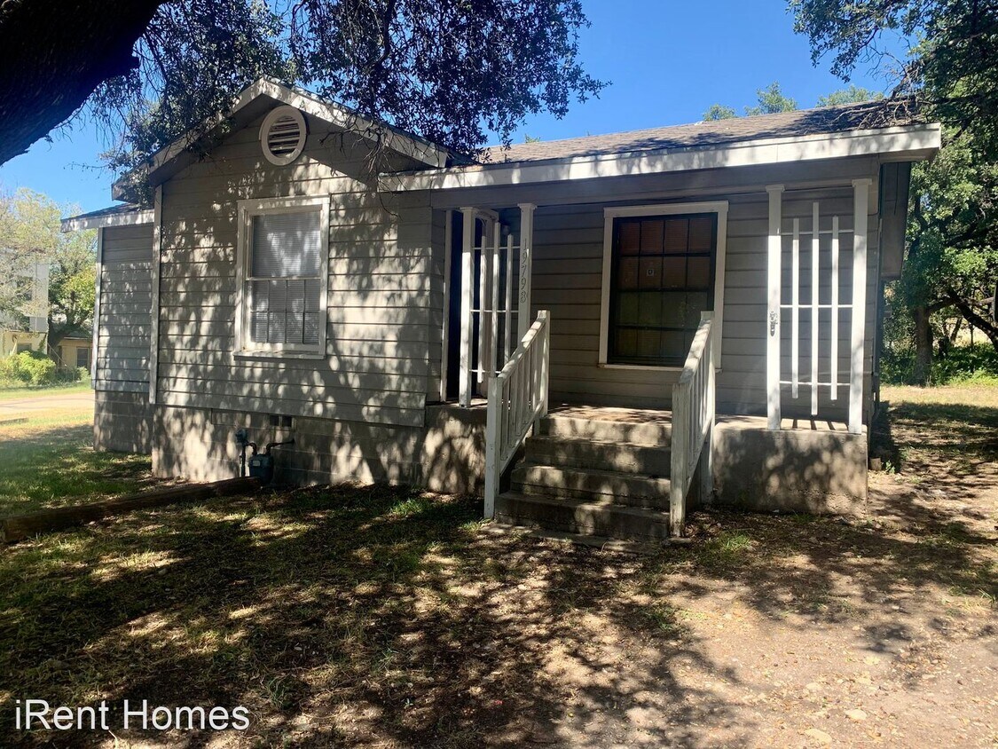 Primary Photo - 3 br, 1 bath House - 19798 1st St