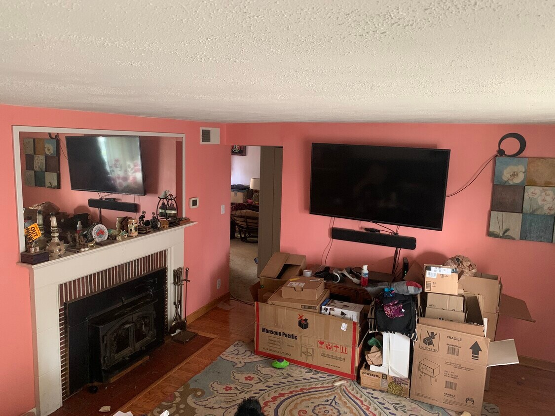 Foto principal - 2433 S 121st St