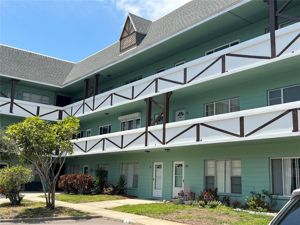 Primary Photo - 2042 Australia Way W