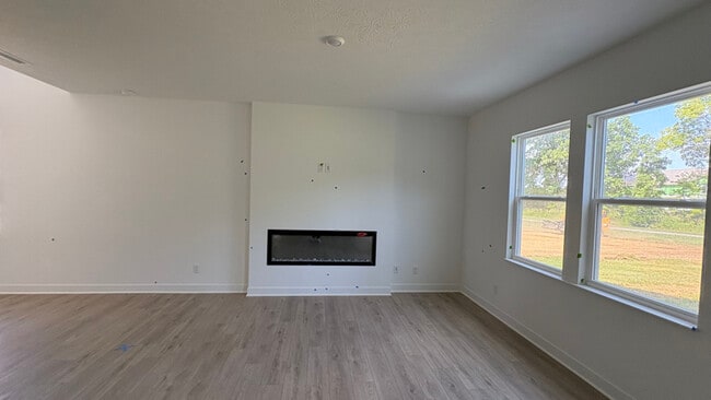 Foto del edificio - 3707 Pinnacle Dr