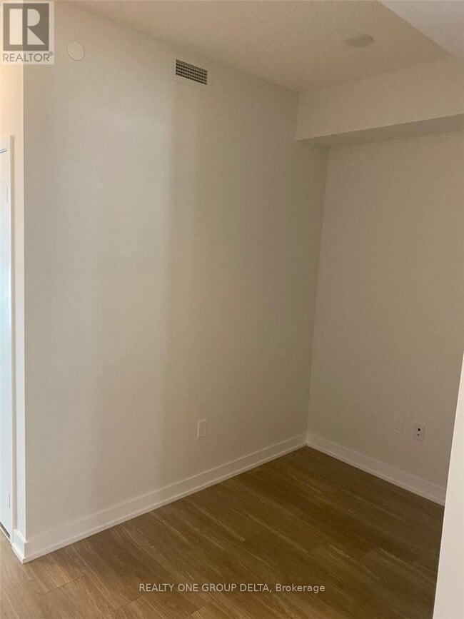 Building Photo - 4055 Parkside Village Dr
