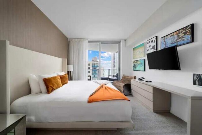Building Photo - Hyde Resort: Luxe 2BR Beachfront, Private ...