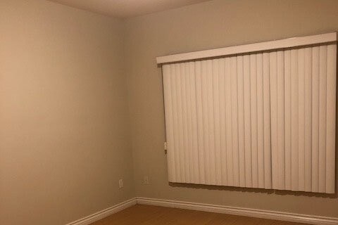 bedroom - 465 E Magnolia Blvd