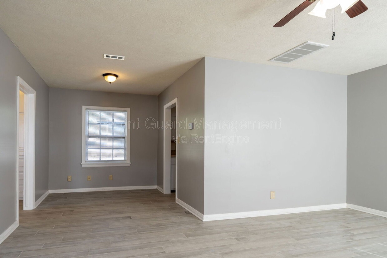 Foto principal - 4722 E Elm St