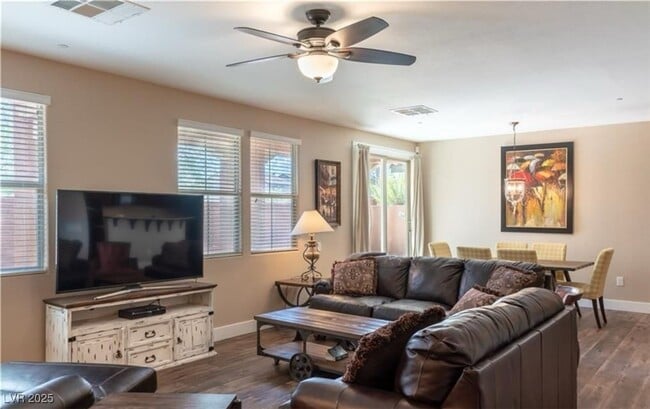Building Photo - 7215 Moonraker Ave