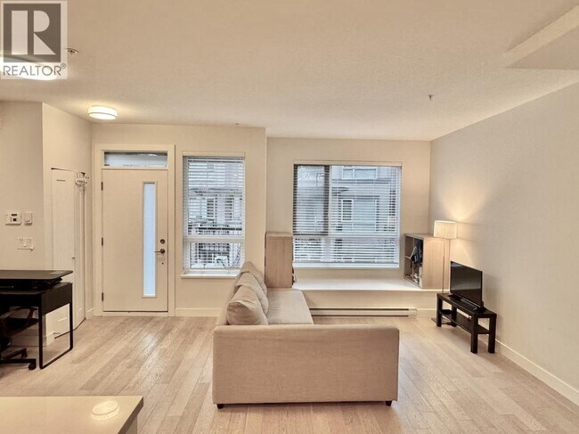 Building Photo - 3231 Noel Dr